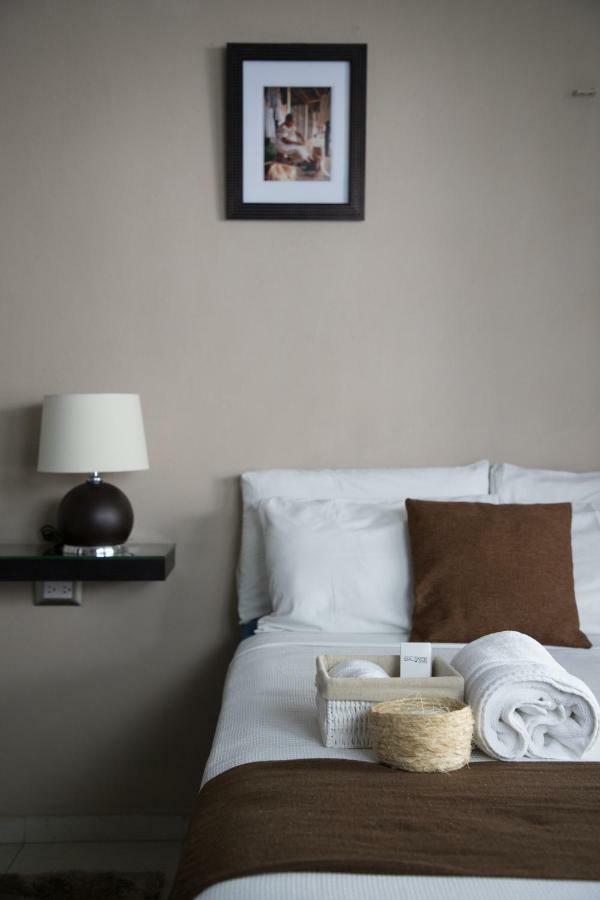 Margarett Hotel Valladolid  Eksteriør billede